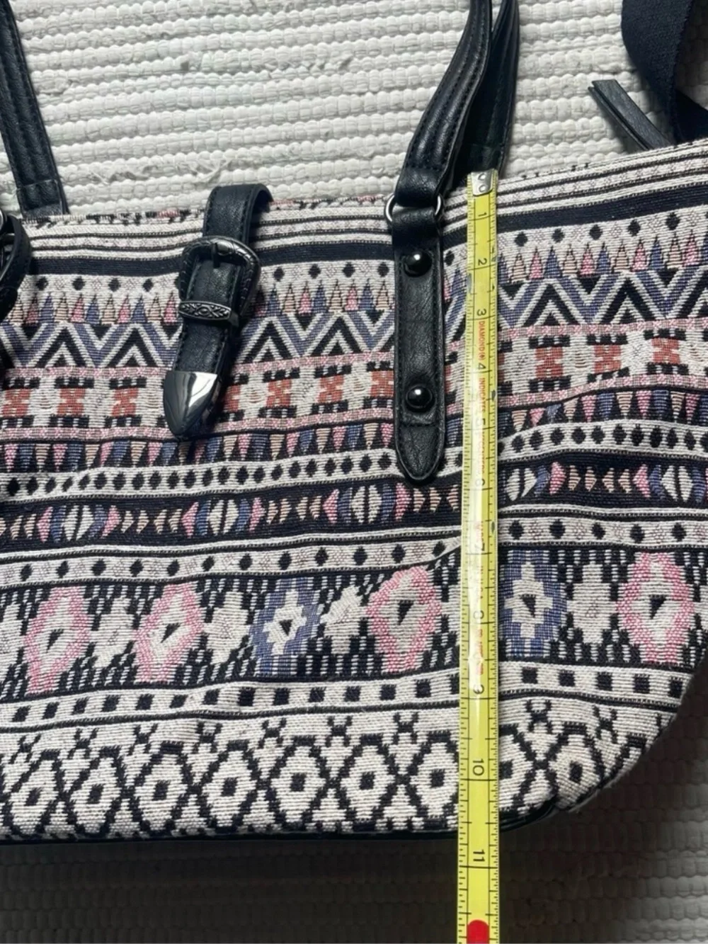 Jessica Simpson Tribal Tapestry Tote Bag Boho Aztec Crossbody Convertible Purse